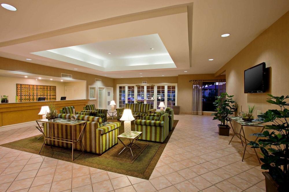 Hotel La Quinta By Wyndham North